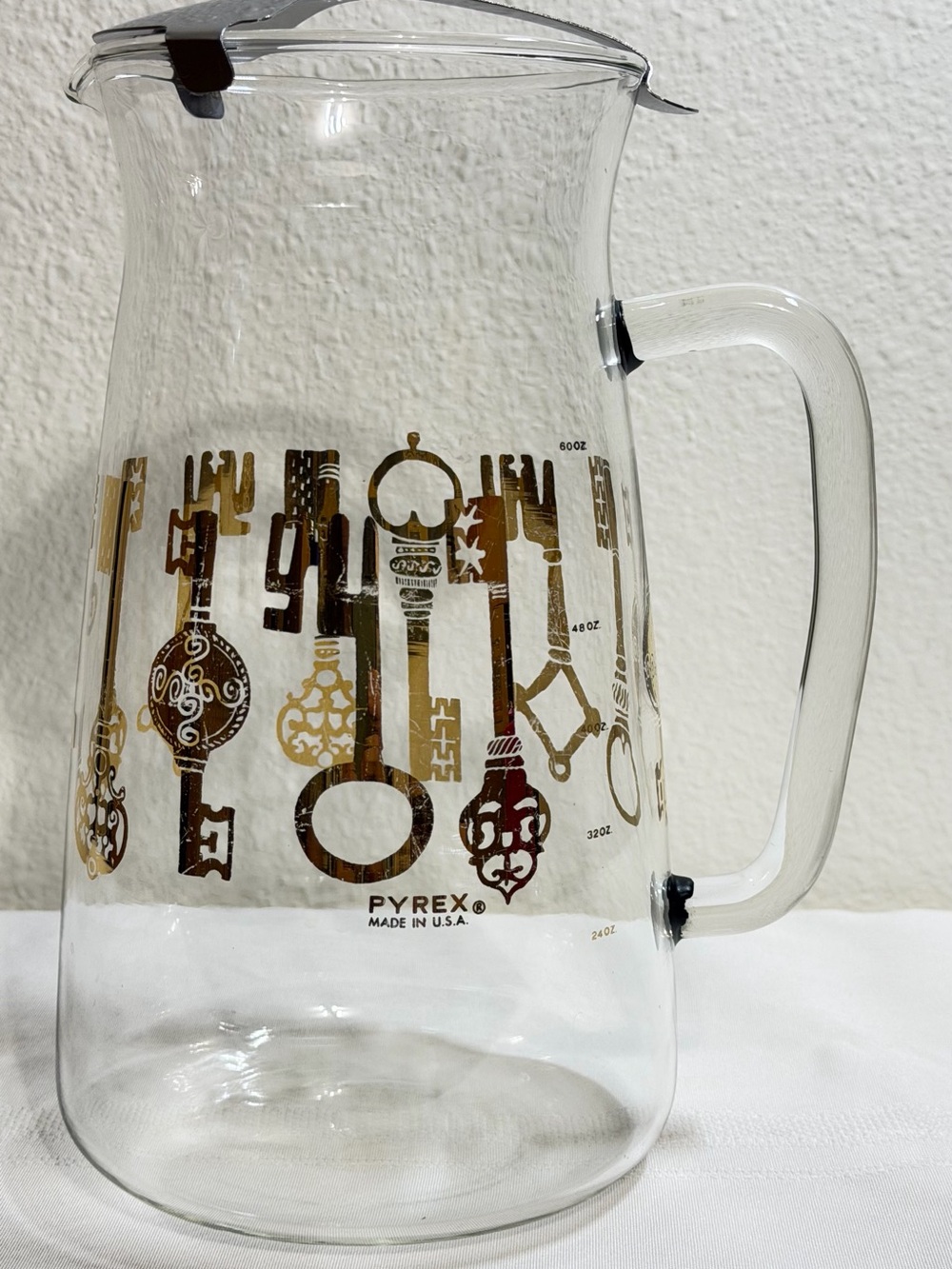 Pitcher Clear Glass Embossed Gold Skeleton Key VTG Pyrex Decanter w/ Metal Spout